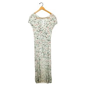 American Eagle Outfitters Floral Print - Romper and shorts in one!